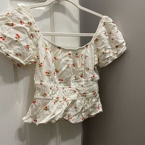 Floral White Puff Sleeve Top